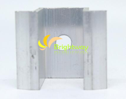 Abrazadera media de aluminio AAM009 para el sistema de energía solar