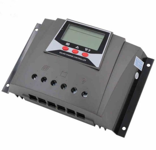 Controlador solar PWM de 12 V/80 A para sistema de energía solar