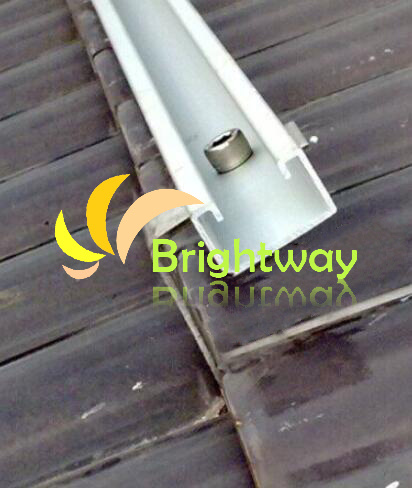 Rail de aluminio AM003 para el sistema de energía solar