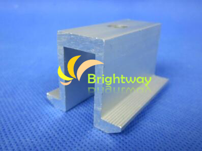 Abrazadera central de aluminio Aam004 para sistema de energía solar