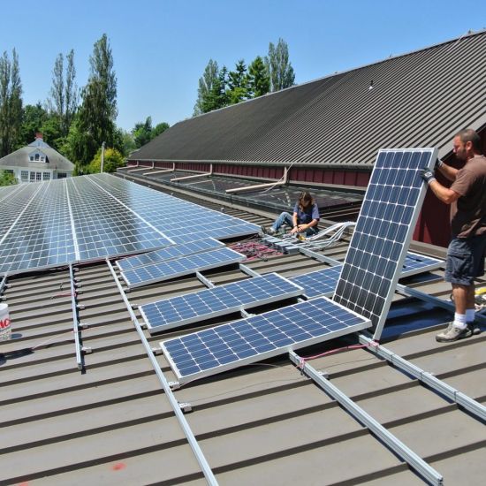 Sistema de energía solar fuera de la red de la generación de panel solar de buena calidad 2000W 3000W